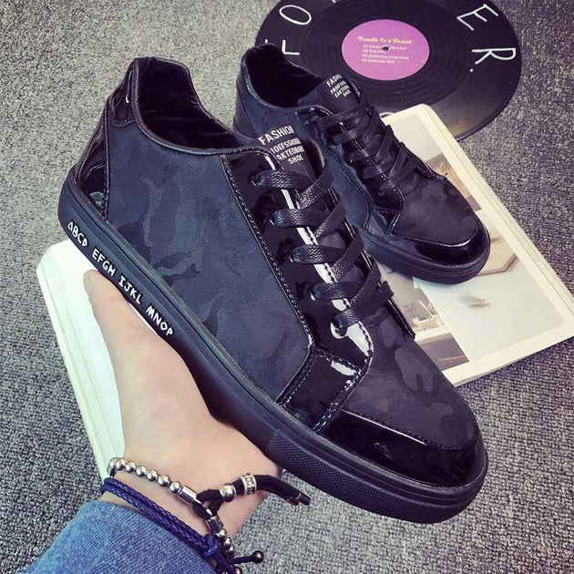 Men's Golden Camo Low Tops - TrendSettingFashions