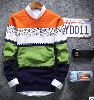Men's V-Neck Fashion Print Sweater - TrendSettingFashions 