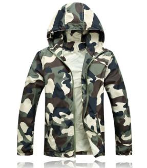 Men's Camouflage Jacket With Hoodie - TrendSettingFashions 
