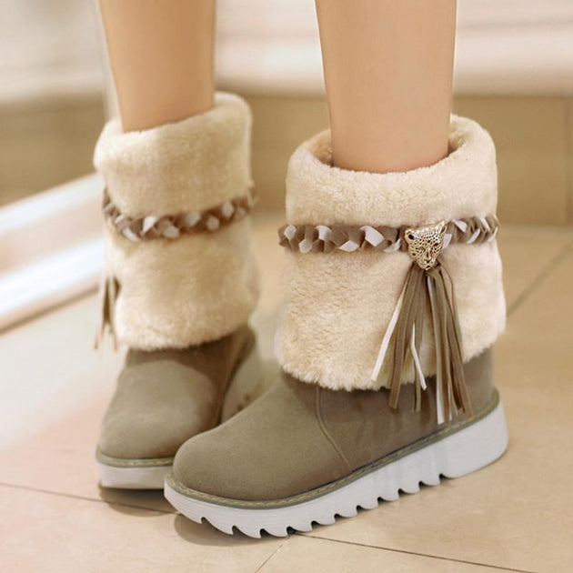 Women's Thermal Fur Tassel Boot - TrendSettingFashions 