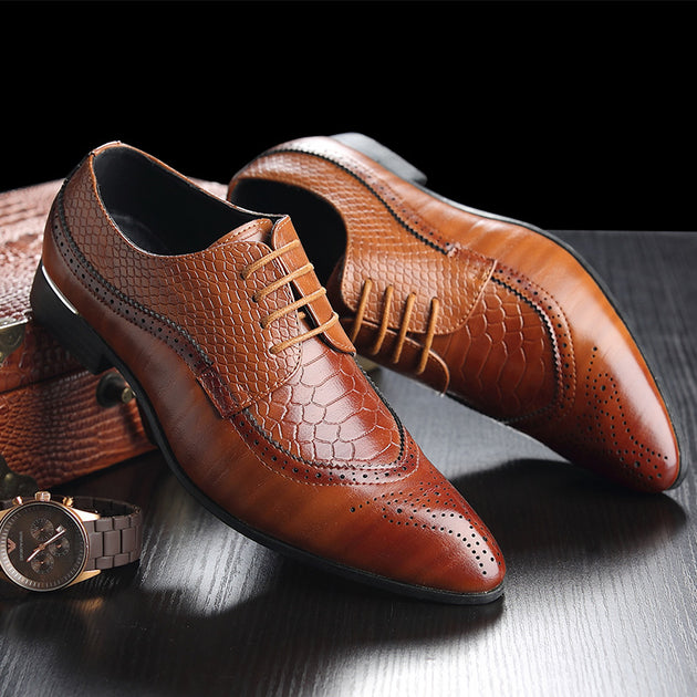 Men's Retro Carved British Style Dress Shoes - TrendSettingFashions 