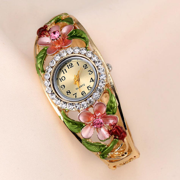 Women's Beautiful Flower Design Fashion Watch In 5 Colors - TrendSettingFashions 