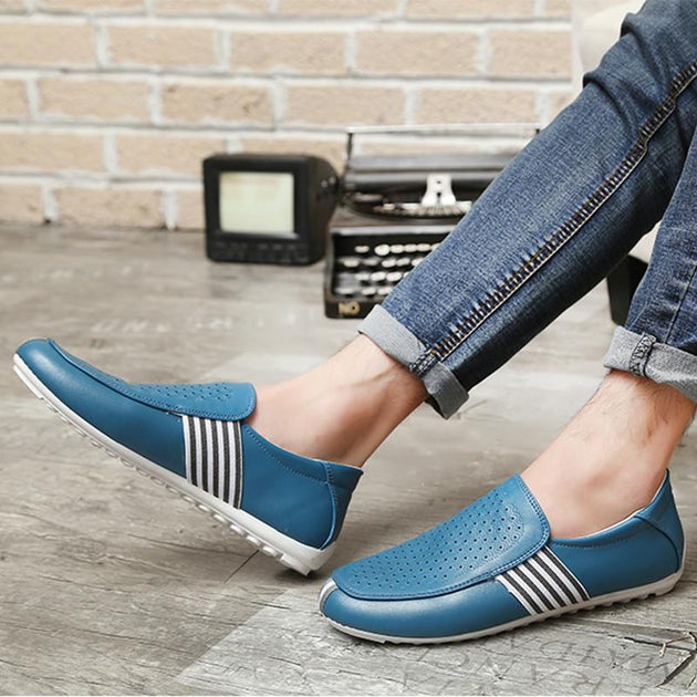 Men's Leather Slip-On Vintage Style Shoe - TrendSettingFashions 